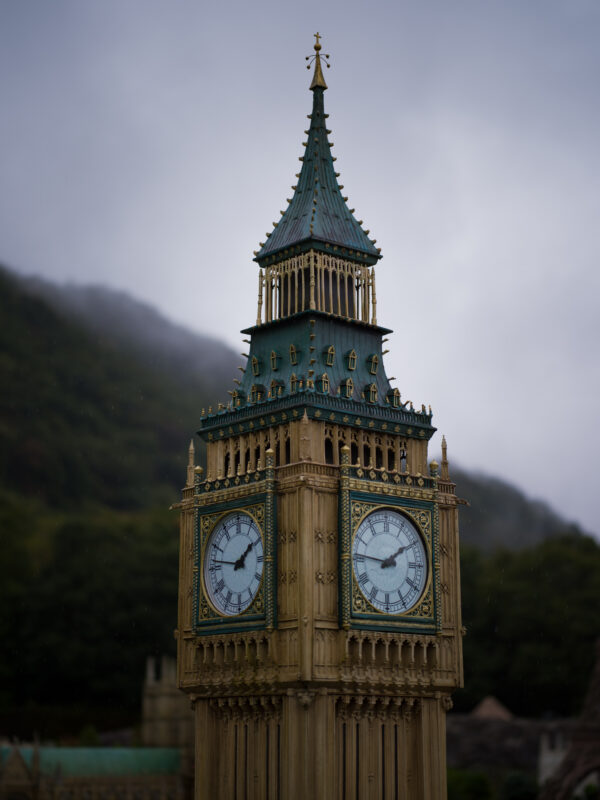 Big Ben: Londons Iconic Gothic Clock Tower